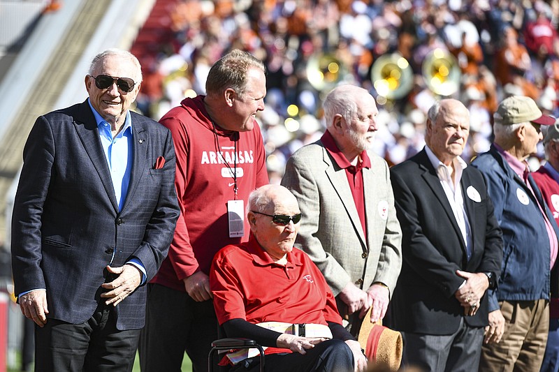 Commentary: 1964 Arkansas football team full of role models | Whole Hog