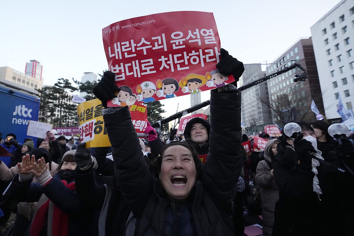 South Korea's Parliament Votes To Impeach President Yoon Suk Yeol Over ...