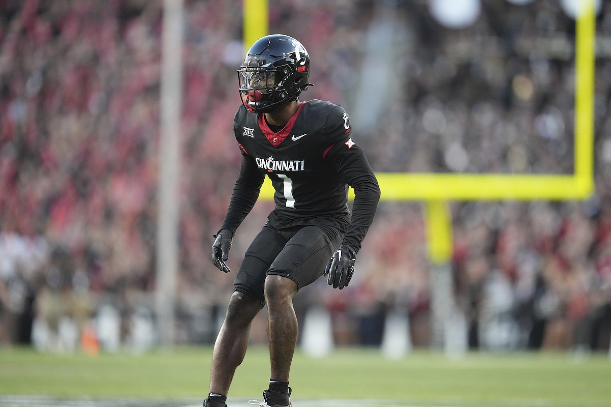 Big 12 transfer defensive back to visit Arkansas football | Arkansas Democrat Gazette