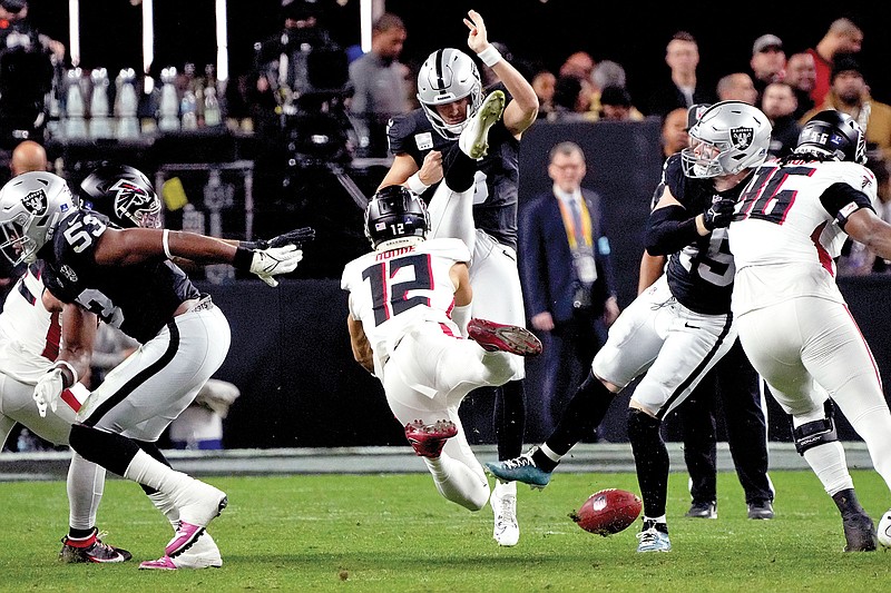 Cousins, Falcons Do Just Enough To Get Past Raiders | Fulton Sun