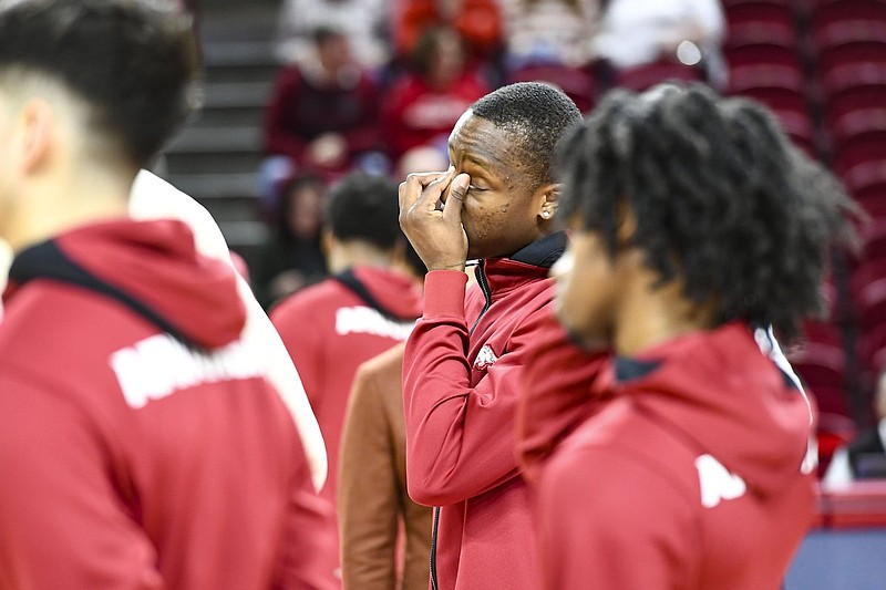 Arkansas guard Nelly Davis out of Saturday's game with wrist injury ...