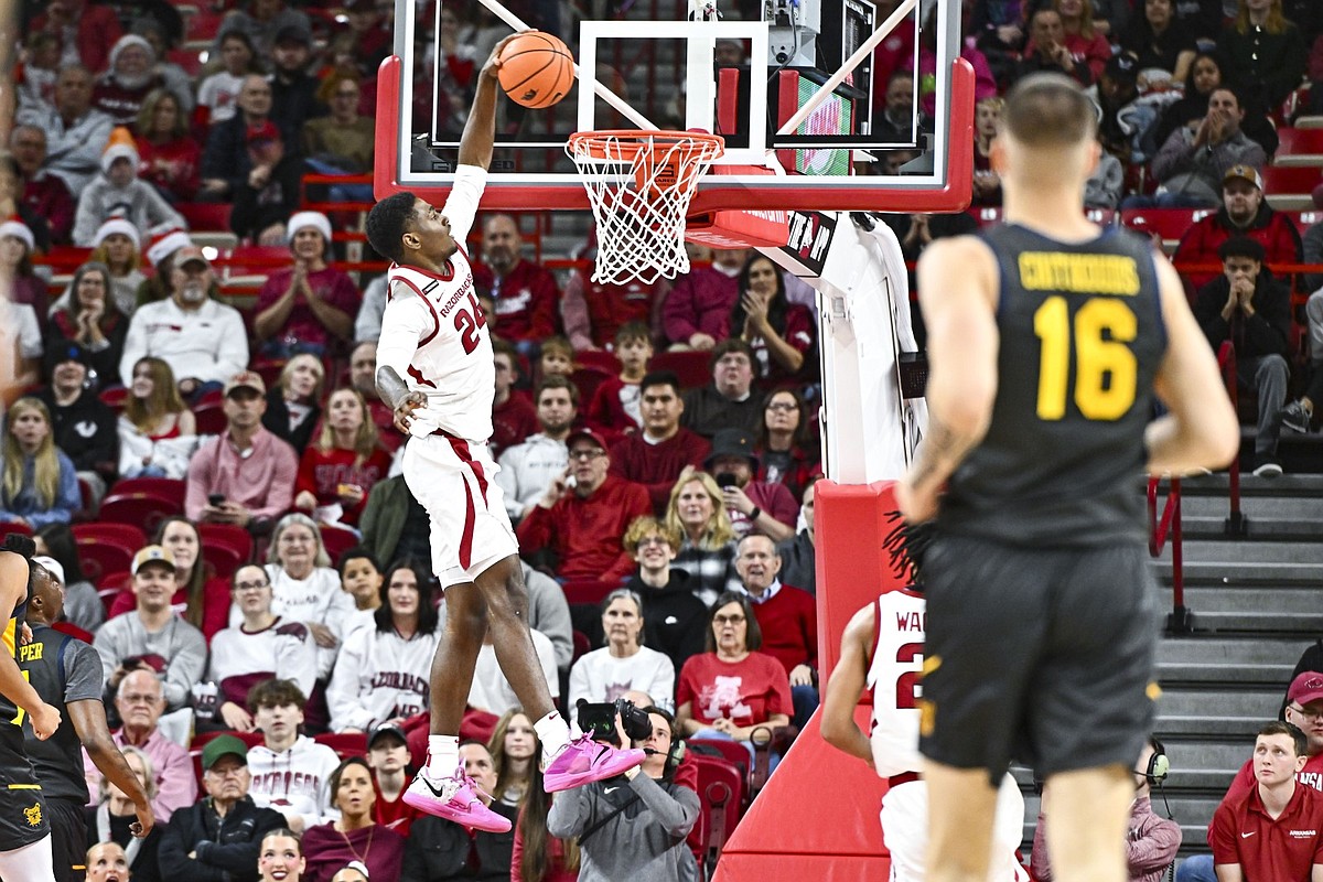 Arkansas overwhelms North Carolina A&T in Fayetteville | Northwest Arkansas Democrat-Gazette