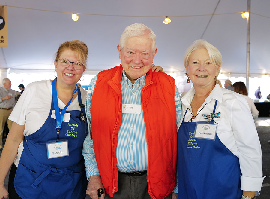 Photo by Mark Gilliland / Tracy & Owen Allen and Pam Schulman