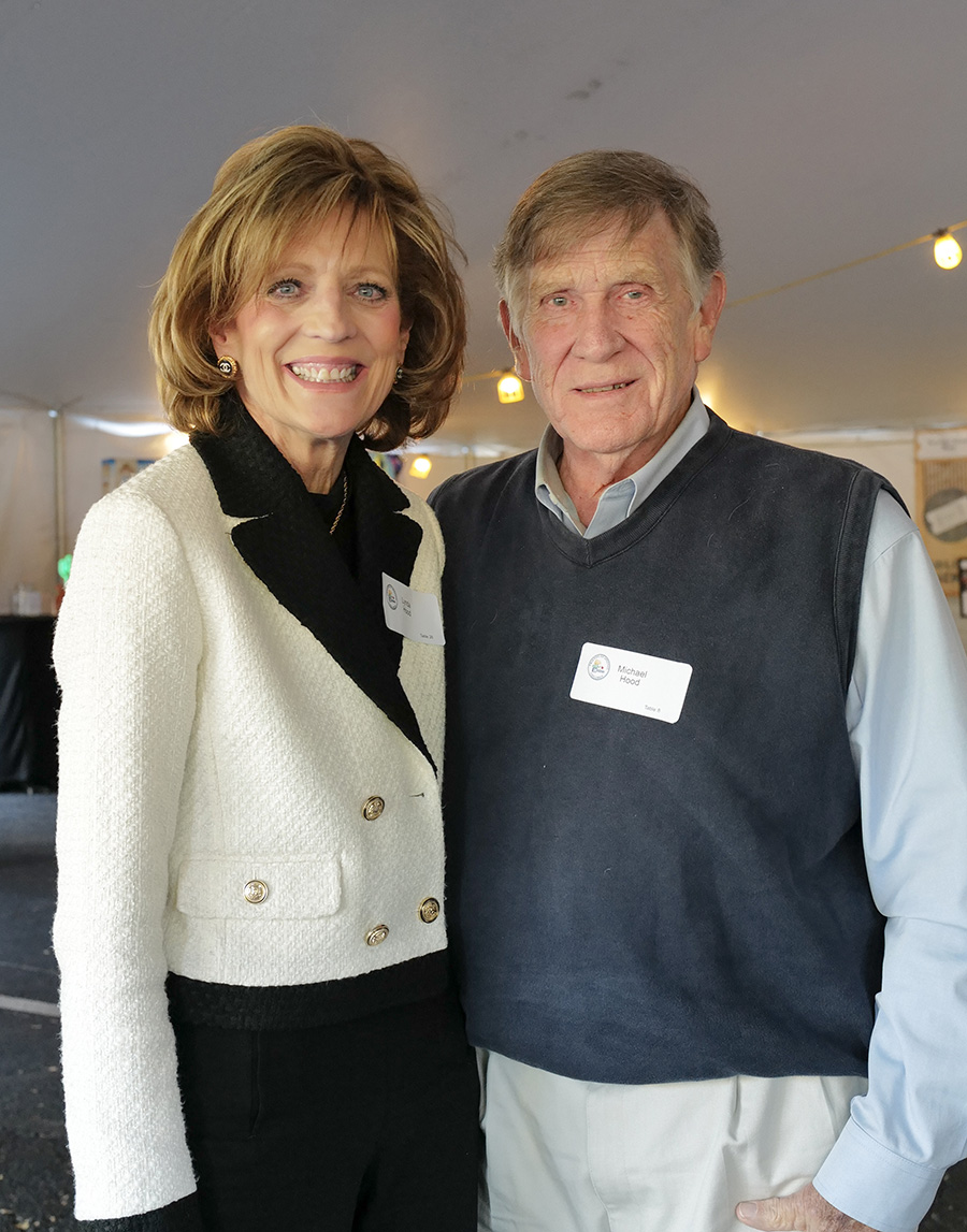 Photo by Mark Gilliland / Lynda & Michael Hood