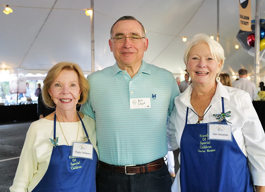 Photo by Mark Gilliland / Phyllis Williams, Bill Lloyd and Pam Schulman