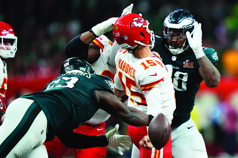 Eagles answer Mahomes magic with six sacks, three turnovers in Super Bowl | Jefferson City News Tribune