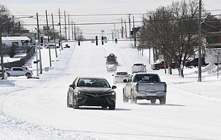 As Northwest Arkansas crews work to clear roads, extreme cold remains a ...