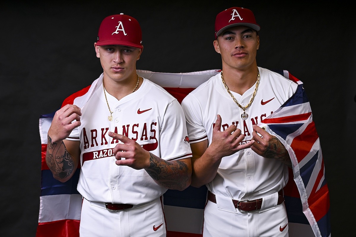 Brothers Kuhio, Wehiwa Aloy living out childhood dreams as Arkansas baseball teammates | Whole Hog Sports