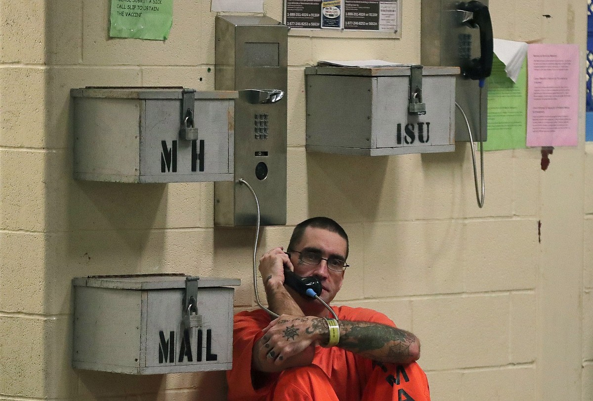 Baxter County to cut inmates’ phone use after FCC caps fees The