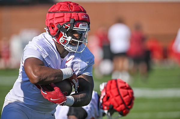 VIDEO: Quincy Rhodes, Braylen Russell discuss Arkansas football's ...