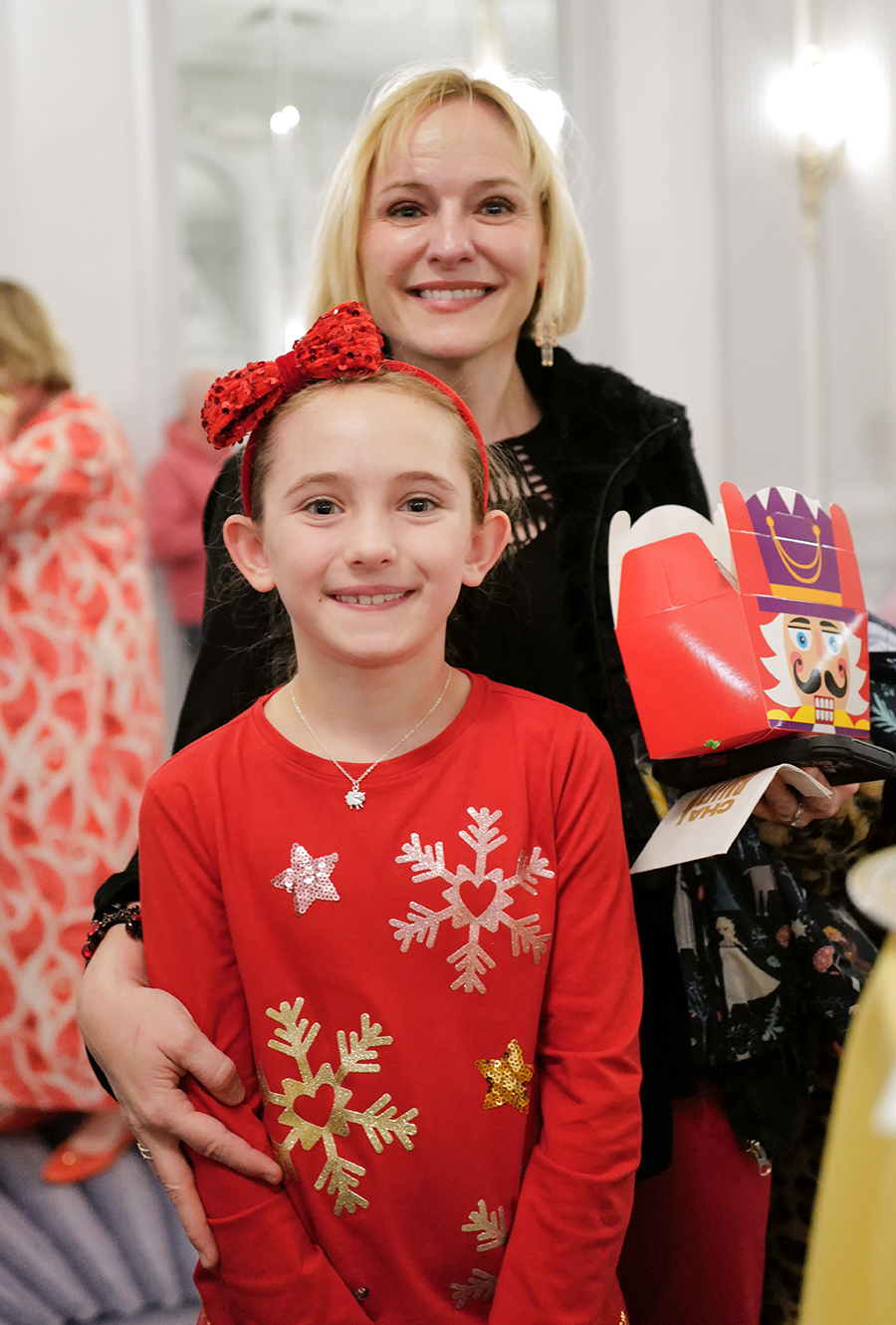 Photo by Mark Gilliland / Eliza & Amy Spear