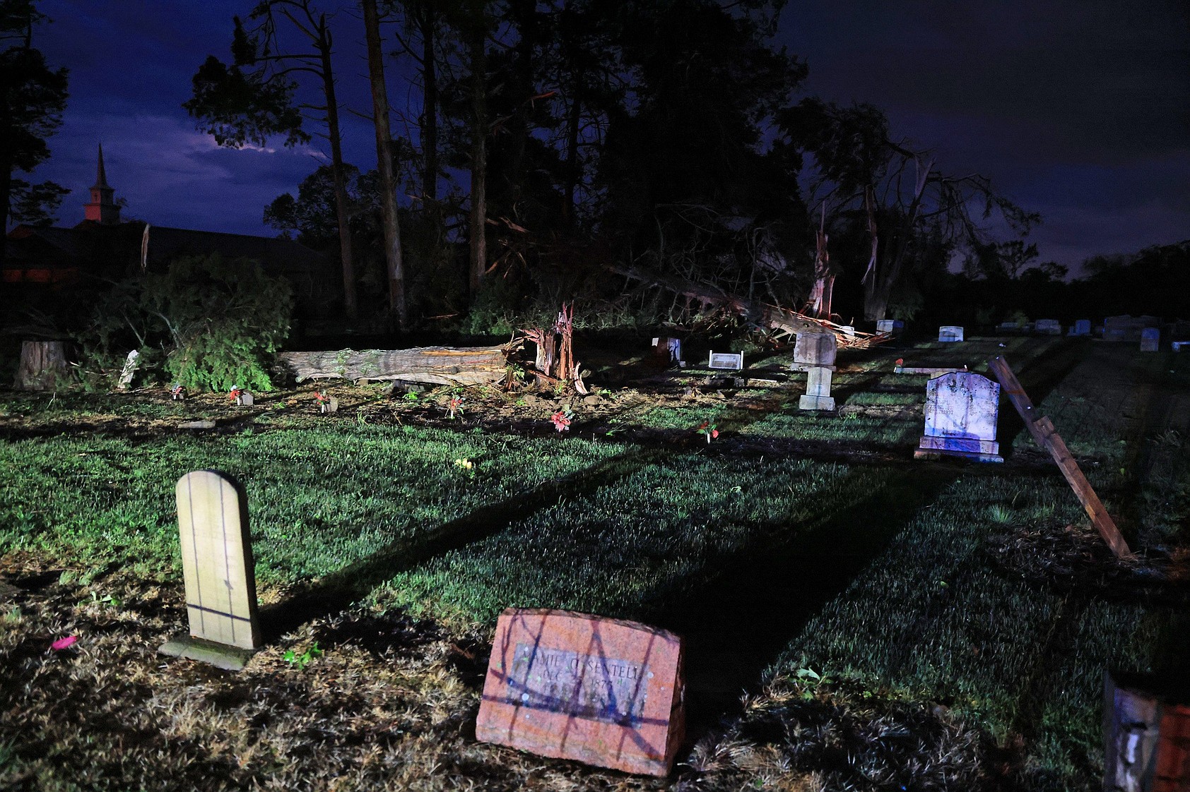 UPDATE: National Weather Service finds EF-1 tornado caused damage near ...