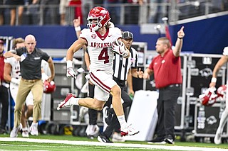 To the next level: Former Hogs TeSlaa, Jackson each selected in third ...