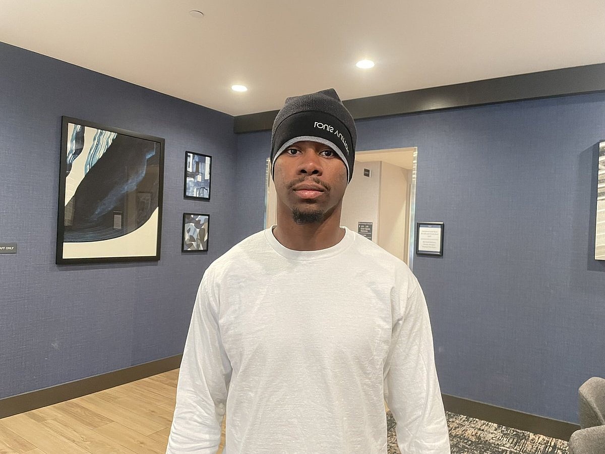 Hogs land transfer wide receiver Jean