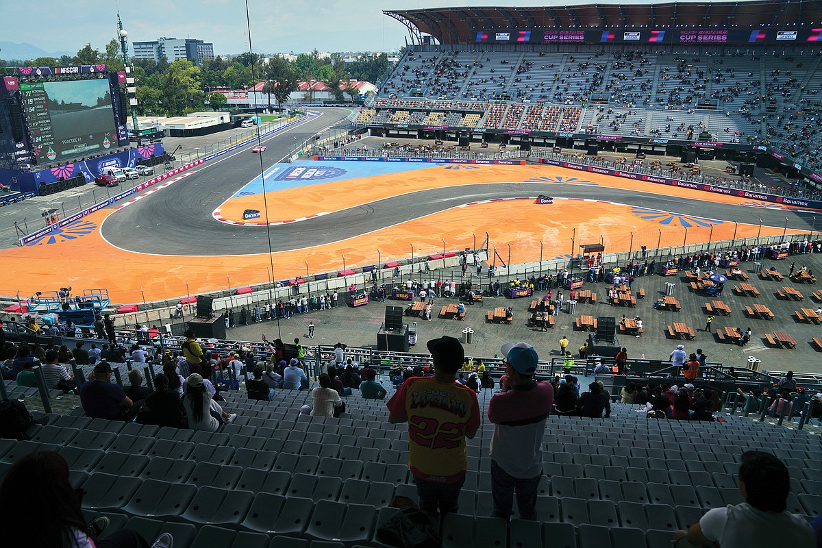 NASCAR’s first Cup Series race outside U.S. hits travel snags to Mexico City