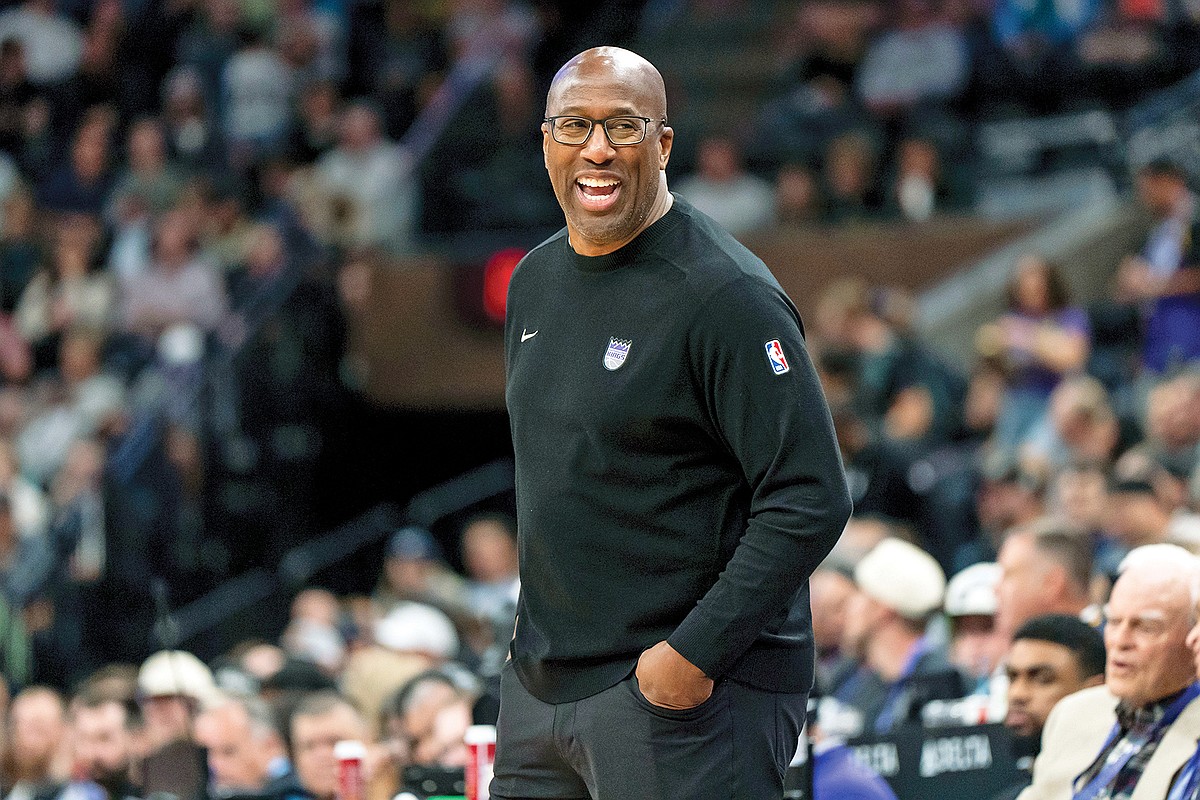 Knicks hire Brown, two-time NBA Coach of the Year