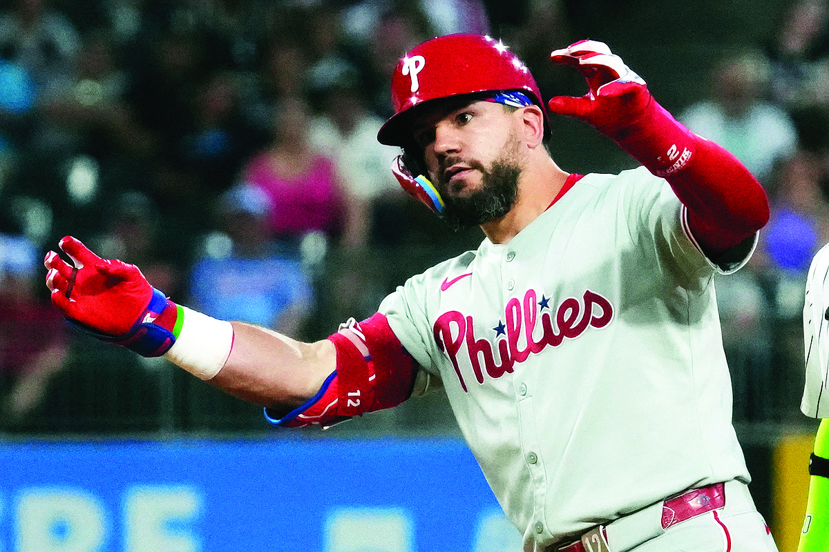 Schwarber defers Hall induction at Indiana