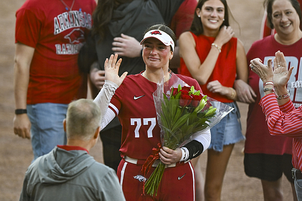 'Forever a Razorback': Bri Ellis gives heartfelt final message to ...
