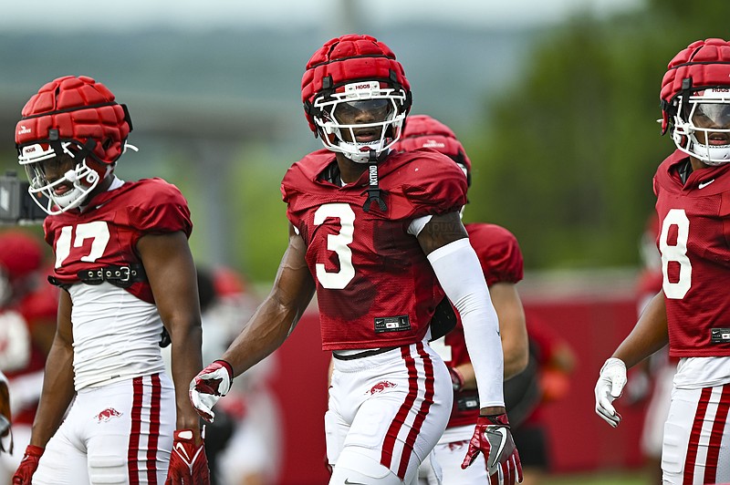 Arkansas football's DBs are significantly bigger in 2025. Will they ...