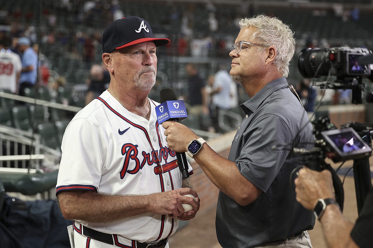 5-at-10: NFL’s unspoken defining factor, coaching college coaches’ conferences, MLB postseason questions
