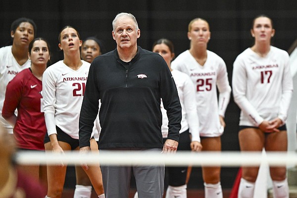 Arkansas volleyball drops 11th consecutive match | Whole Hog Sports