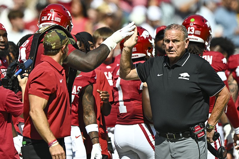 Sam Pittman: 'I'd be mad at me, too' after Arkansas football's blowout ...