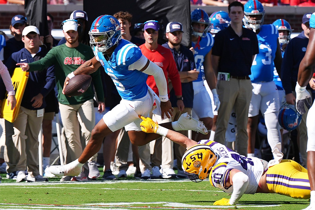 College Football Capsules: Chambliss’ 385 scrimmage yards propels Mississippi past LSU