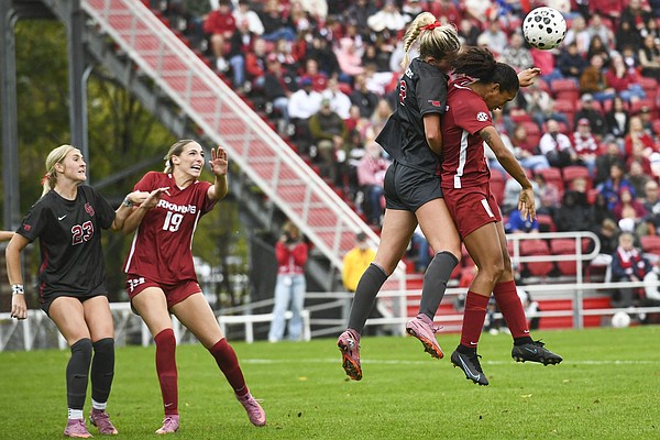 Arkansas soccer midfielder Aniyah Nurse-Whyte called into Canada U-20 national team