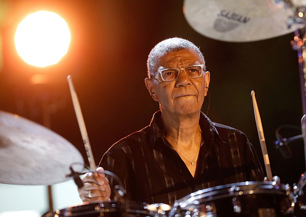 Jack DeJohnette, acclaimed jazz drummer who worked with Miles Davis, dies at 83 | Chattanooga Times Free Press