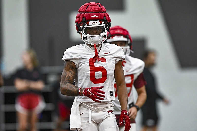 Arkansas football notebook: Razorbacks start week with spirited ...