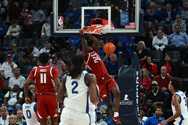 Billy Richmond serving as an example for Arkansas basketball ahead of Winthrop game | Whole Hog Sports