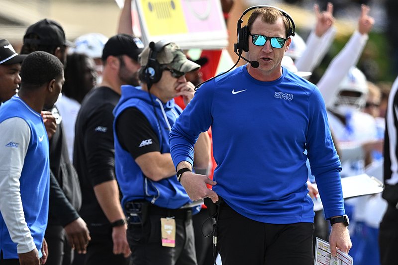 SMU gives coach Rhett Lashlee another extension amid Arkansas ...