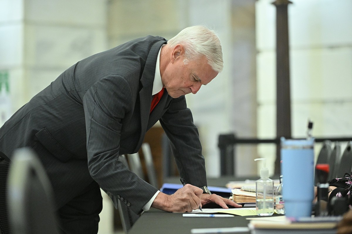 Image for Womack seeks 9th term in Congress, joins other candidates on third day of filing at Arkansas Capitol