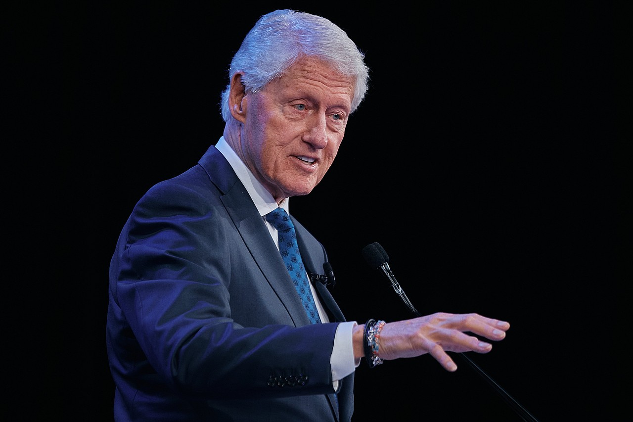 In released files Epstein says Bill Clinton never went to private