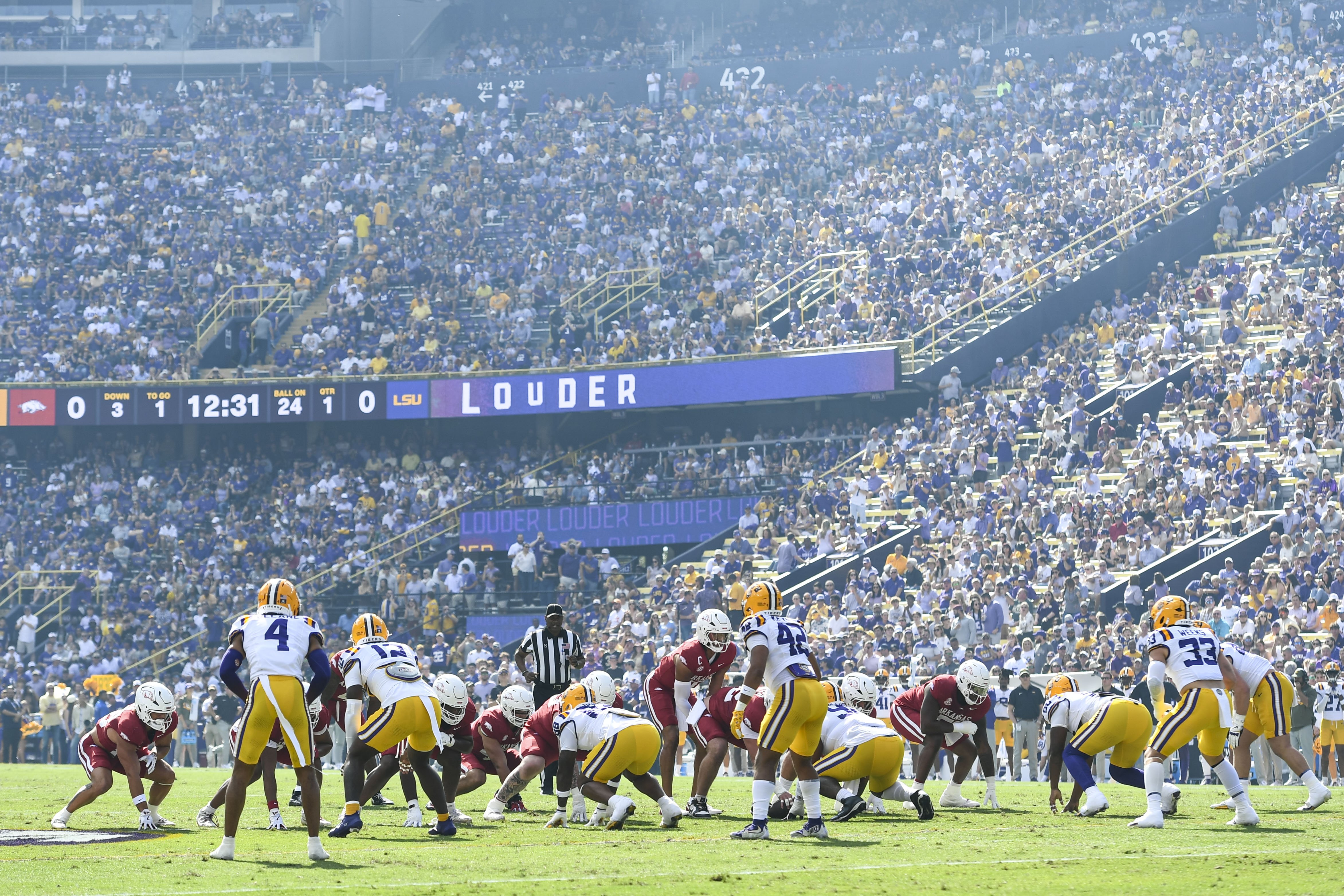 Arkansas football notebook: Hogs get first crack again | Whole Hog Sports