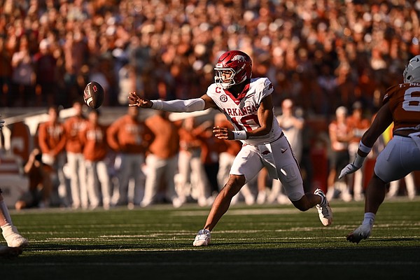 Arkansas football releases depth chart for Week 14 vs. Missouri