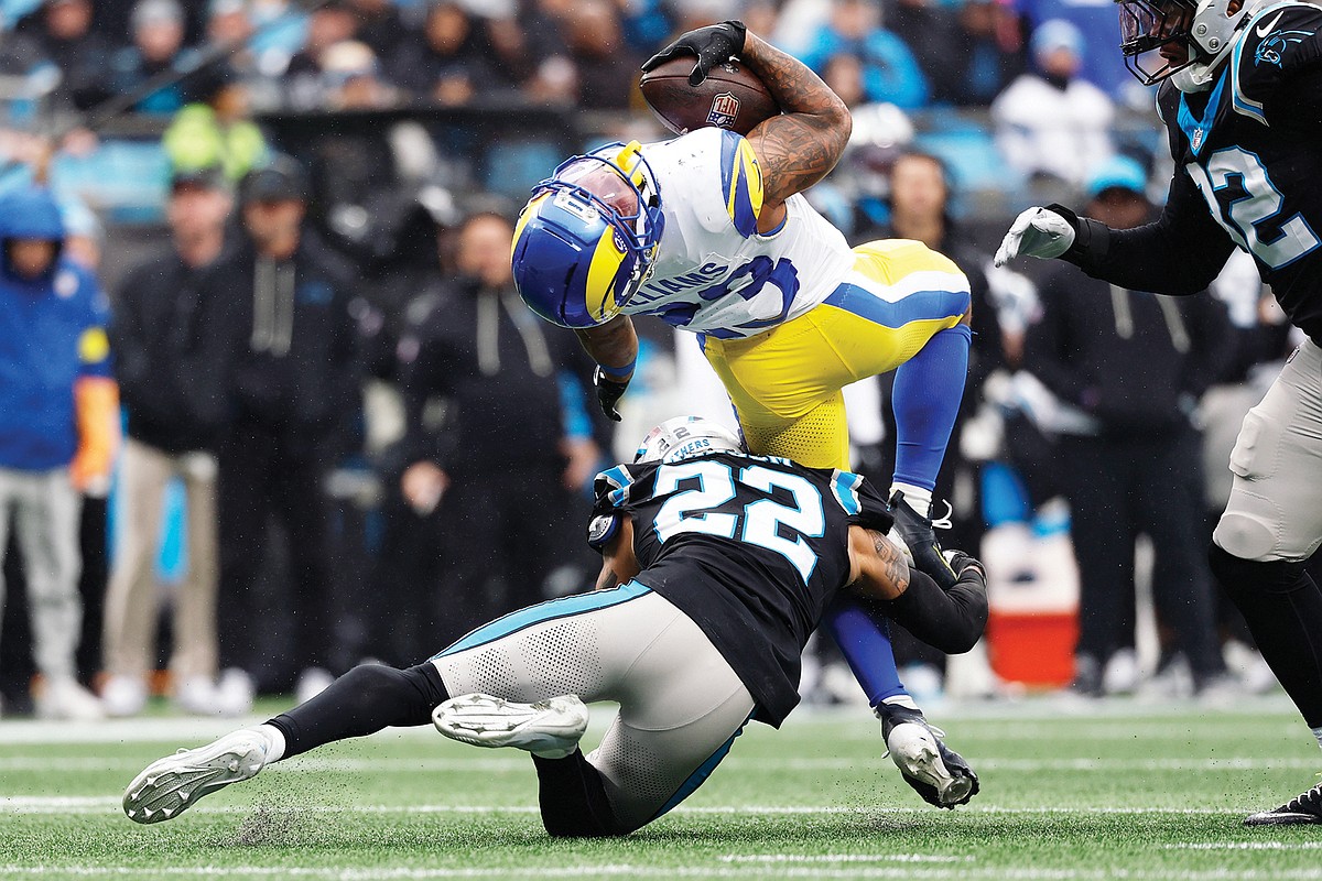 NFL Capsules: Seattle’s defense forces five takeaways in 26-0 win vs. Vikings