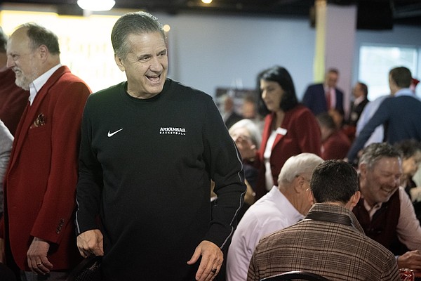 Arkansas basketball rises 8 spots in latest AP Top 25 rankings