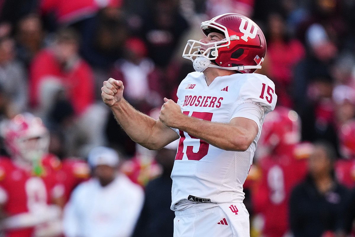 Indiana QB Fernando Mendoza is AP college football player of the year