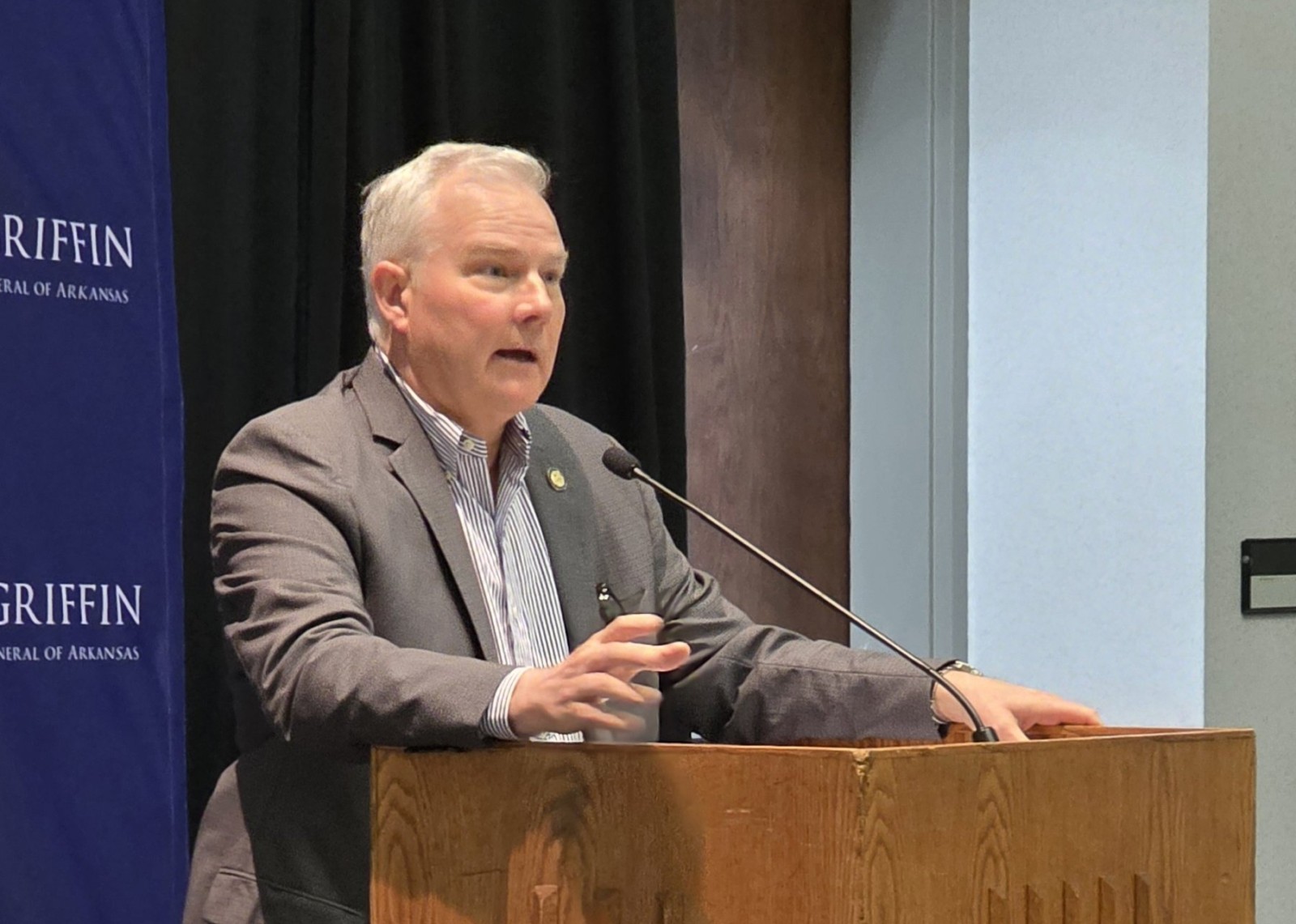 Arkansas’ county judges, justices of the peace entitled to back pay, attorney general says