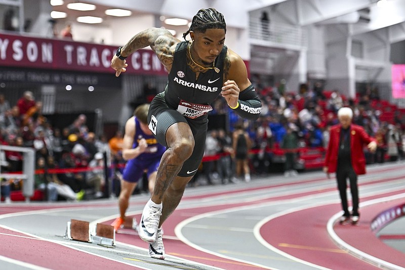 Jordan Anthony could make history as first football player to win college  track's biggest award | Whole Hog Sports