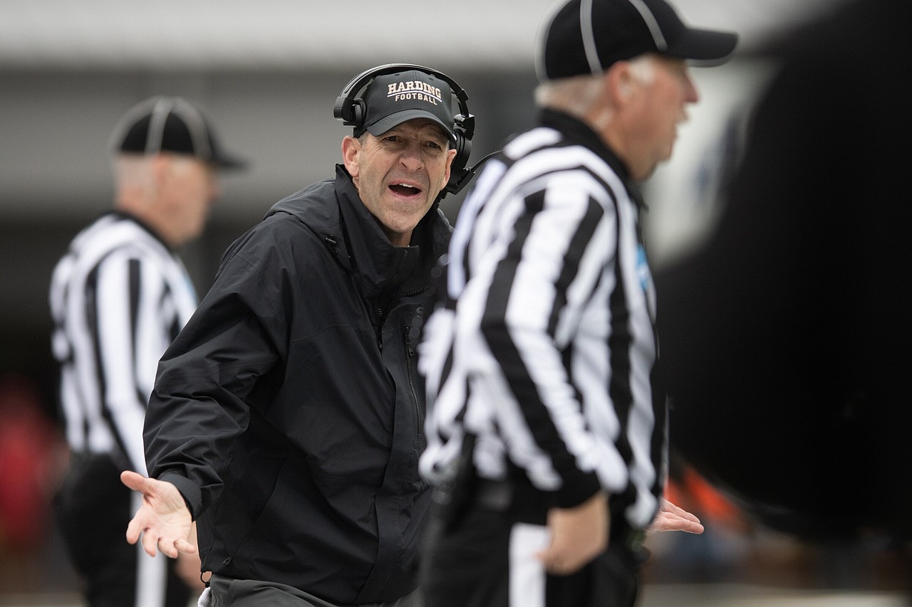 Harding football: Title foe Ferris State combines skill, scheme on ...