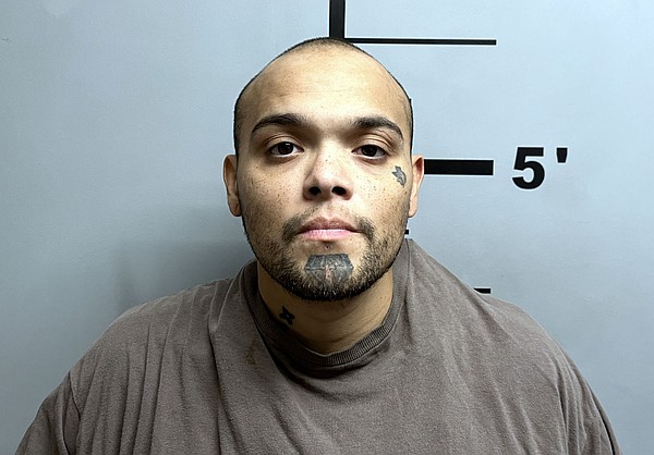 Little Rock man accused in Missouri shooting arrested in Benton County after release from hospital | Arkansas Democrat Gazette