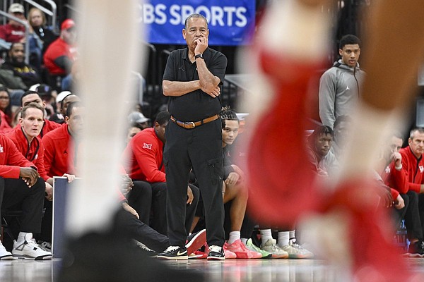 Commentary: Arkansas basketball issues outweigh bright spots in loss to Houston