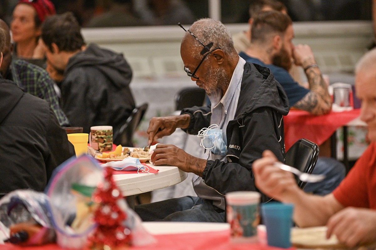 Little Rock Compassion Center serves about 1,200 Christmas meals