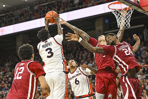Arkansas dominated in the paint on both ends in blowout defeat to Auburn