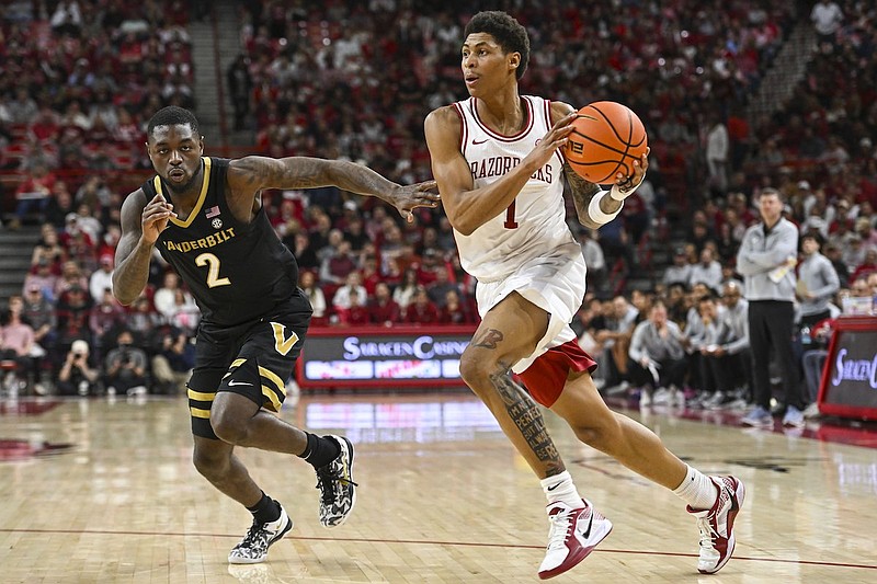 Meleek Thomas shows value for Arkansas basketball in win over ...