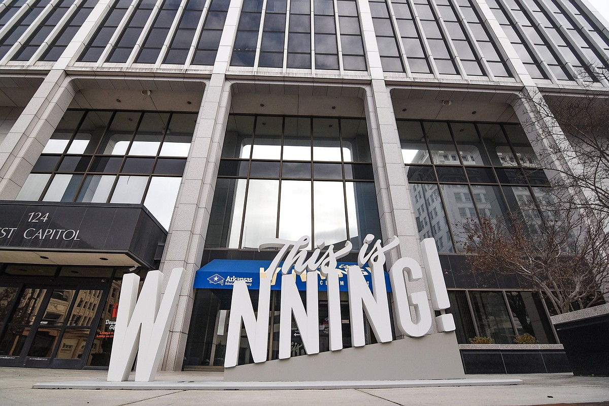 $1.8 billion Powerball winner from Arkansas claims money