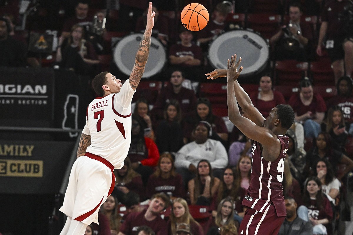 In The Lane: Brazile achieves Arkansas men’s basketball first since 1996