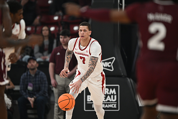 LIVE SCORE UPDATES &amp; ANALYSIS: Arkansas men's basketball at Mississippi State